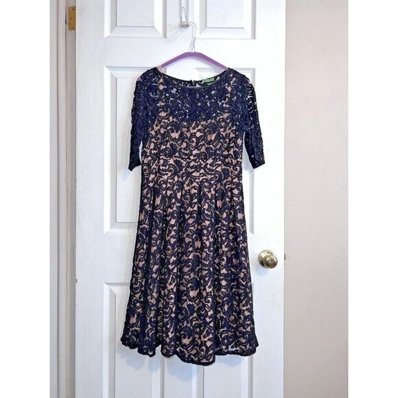 ADRIANNA PAPELL Black Lace Overlay 3/4 Sleeve Fit Flare Party Dress Sz 10 - Picture 1 of 10